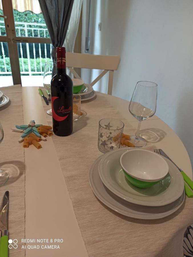 Le Palme 98 "Casa Vacanze" Lido di Camaiore Buitenkant foto