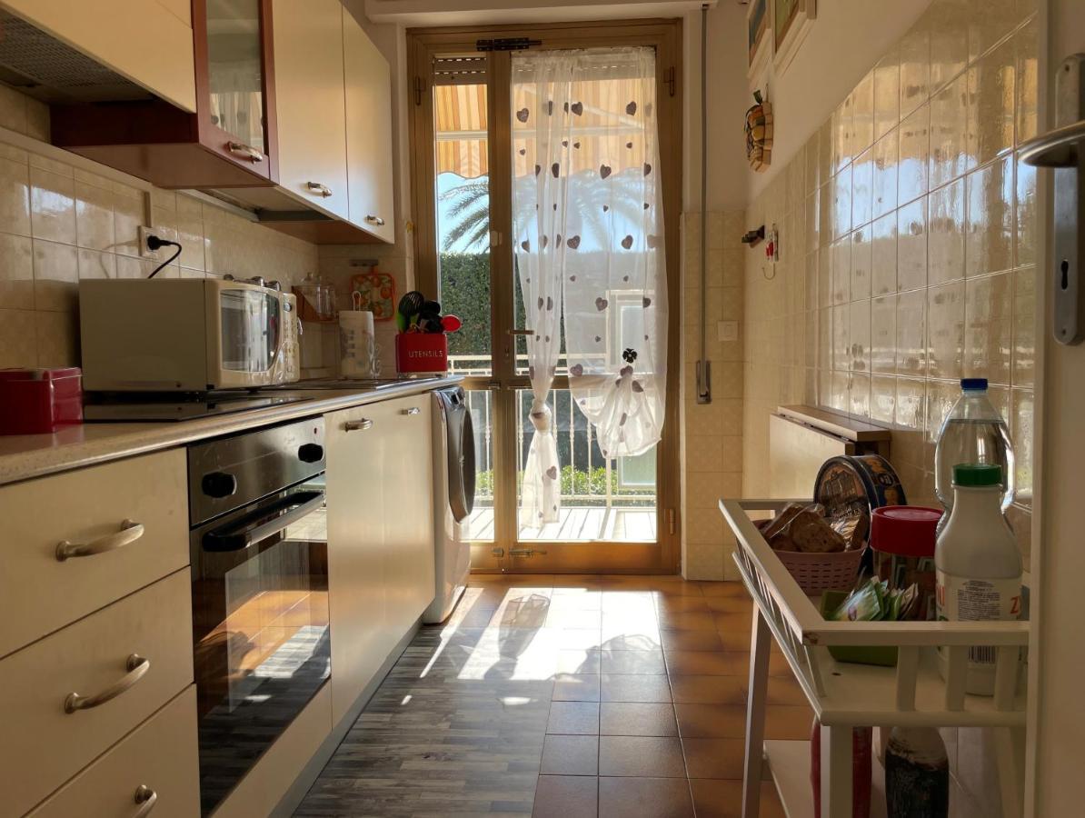 Le Palme 98 "Casa Vacanze" Lido di Camaiore Buitenkant foto
