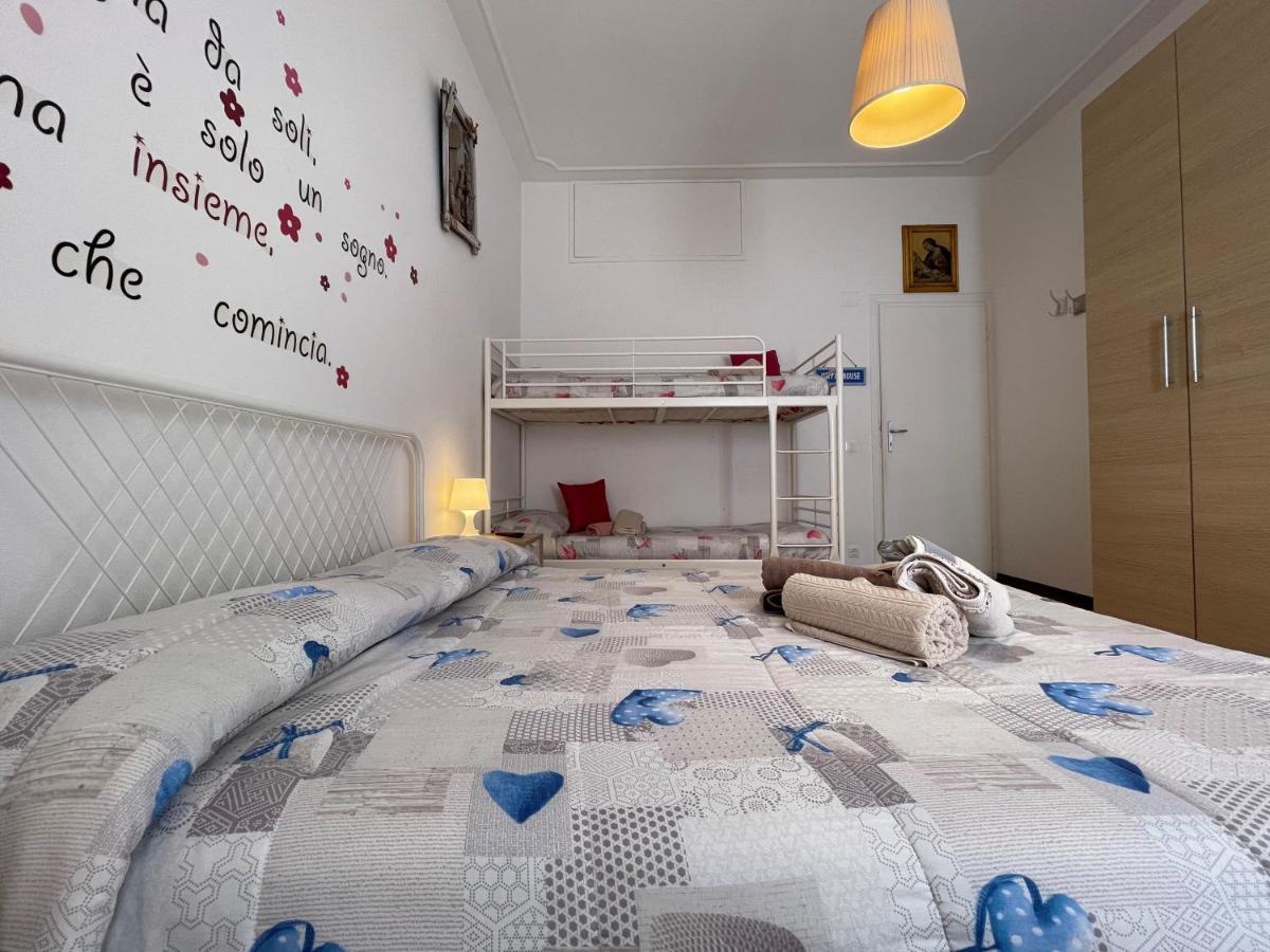 Le Palme 98 "Casa Vacanze" Lido di Camaiore Buitenkant foto