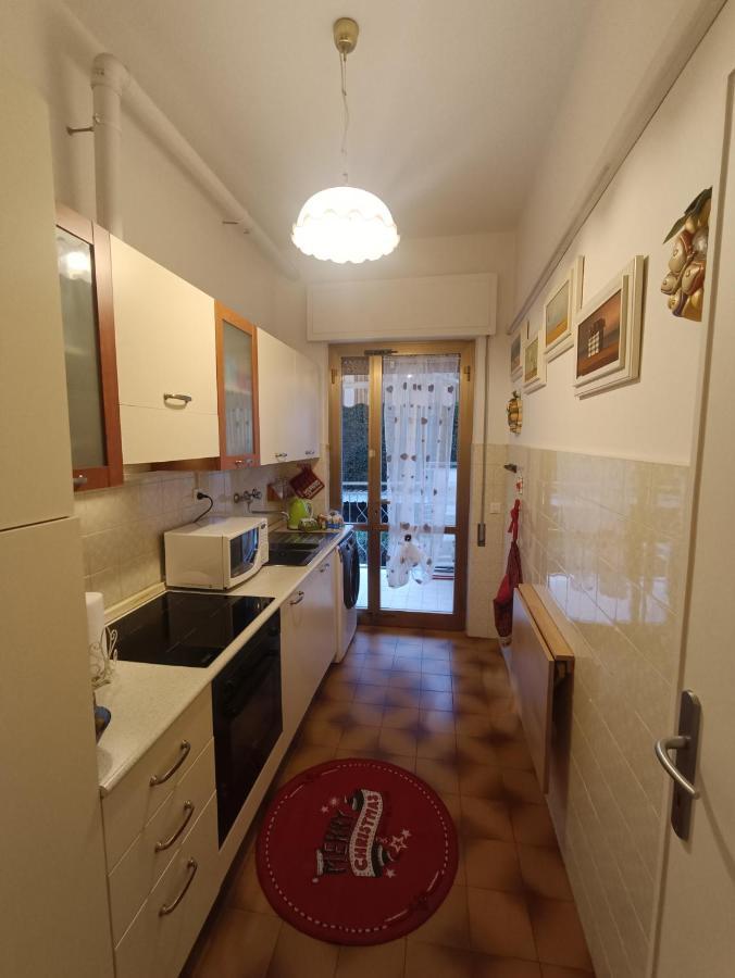 Le Palme 98 "Casa Vacanze" Lido di Camaiore Buitenkant foto