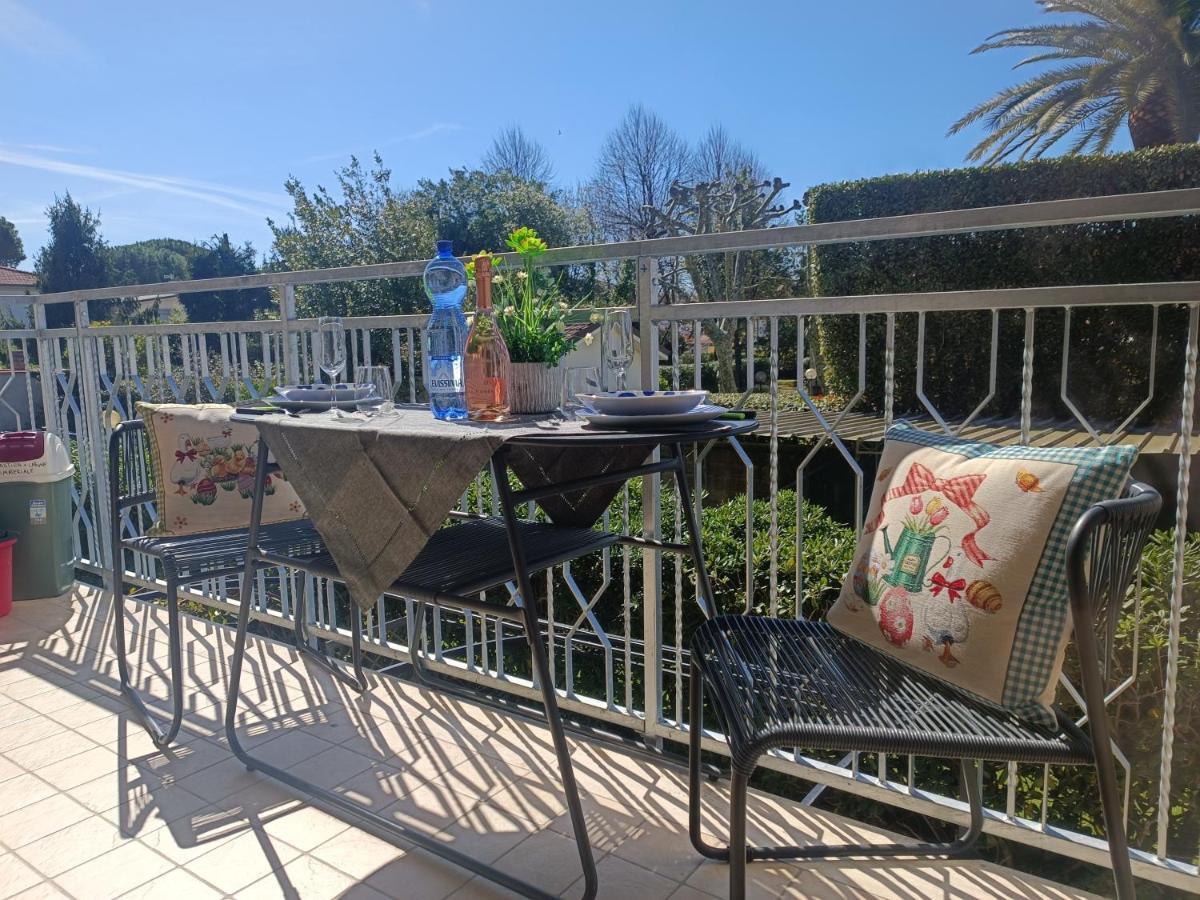 Le Palme 98 "Casa Vacanze" Lido di Camaiore Buitenkant foto
