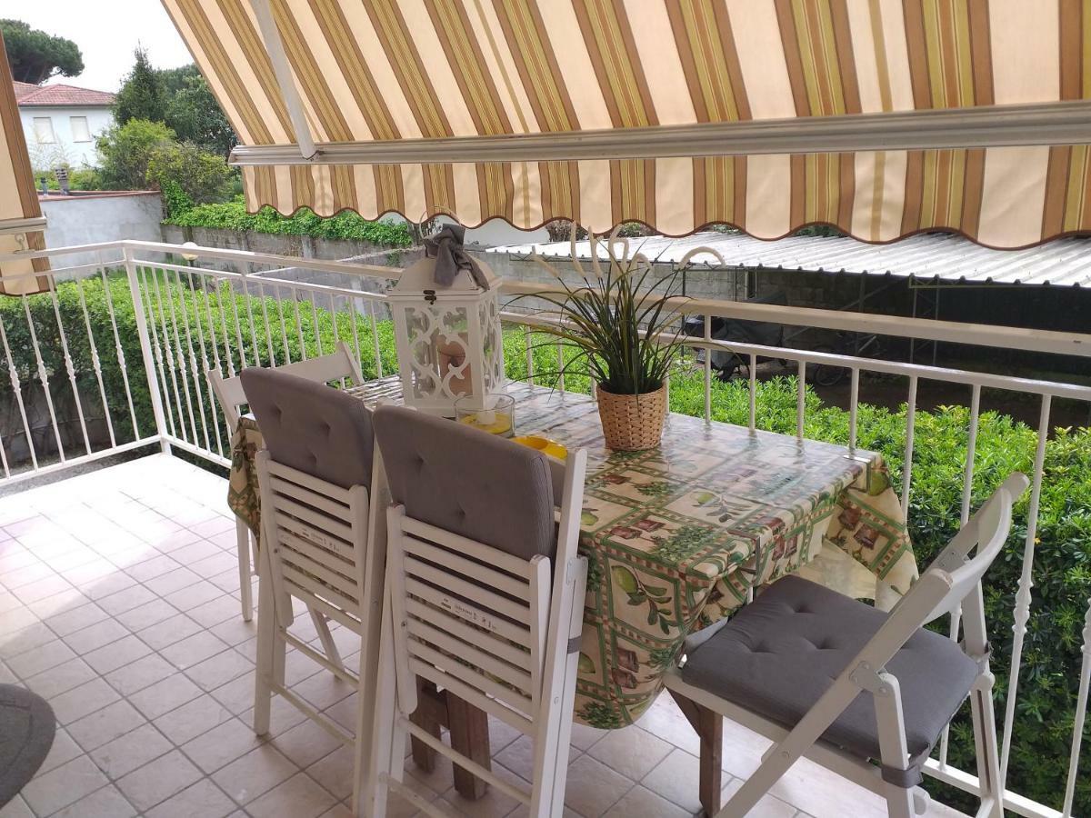 Le Palme 98 "Casa Vacanze" Lido di Camaiore Buitenkant foto