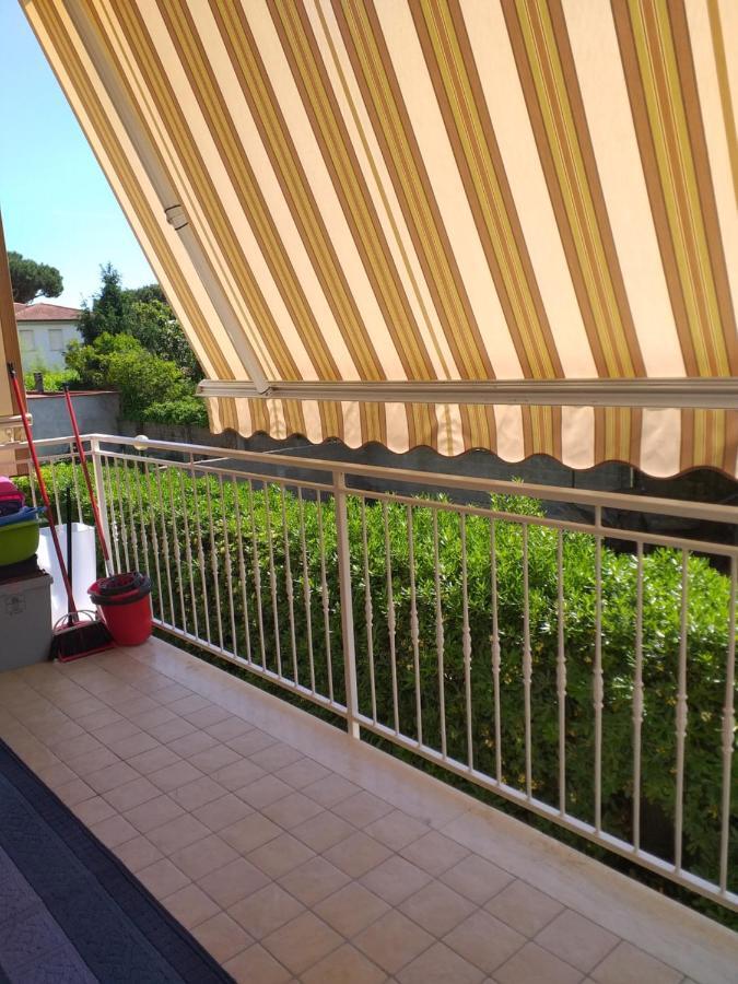 Le Palme 98 "Casa Vacanze" Lido di Camaiore Buitenkant foto